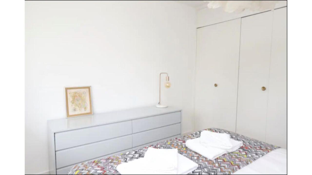 Modern 2br Trendy East